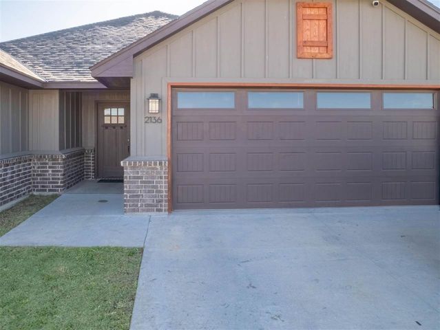 2136 SW 43rd Street, Lawton, OK 73505