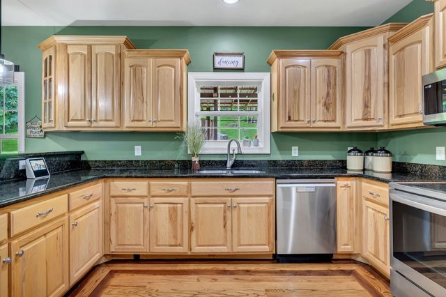 179 Lake Hollow Rd, Woodbury, TN 37190
