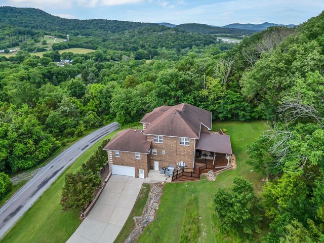 179 Lake Hollow Rd, Woodbury, TN 37190