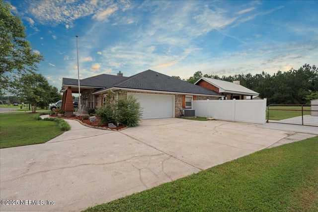 45159 AMERICAN DREAM Drive, Callahan, FL 32011