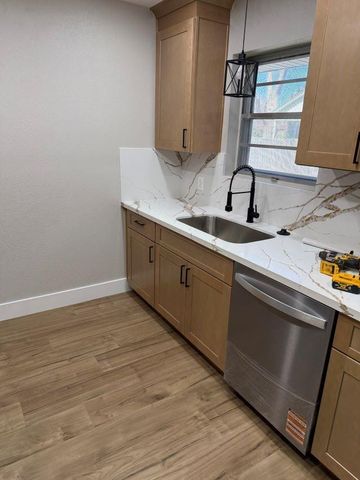 674 Meadowgreen Drive, Port Neches, TX 77651