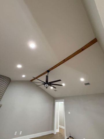 674 Meadowgreen Drive, Port Neches, TX 77651