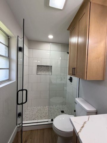 674 Meadowgreen Drive, Port Neches, TX 77651