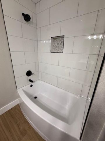 674 Meadowgreen Drive, Port Neches, TX 77651