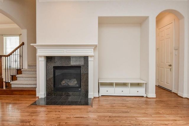 3206 Holly Crossing Drive, Houston, TX 77042