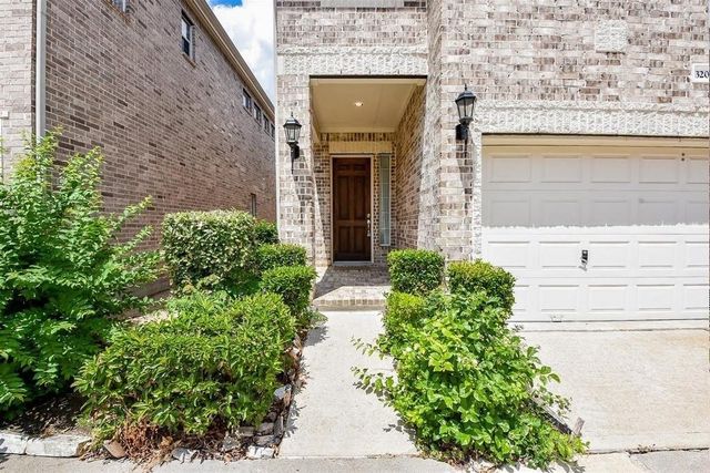 3206 Holly Crossing Drive, Houston, TX 77042