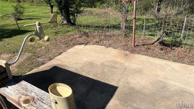 2371 Holtgrewe Road, Washington, MO 63090