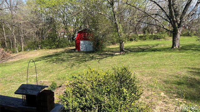 2371 Holtgrewe Road, Washington, MO 63090