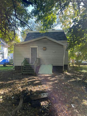 1034 Williams Street, Jackson, MI 49203