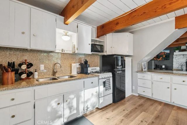 316 Cedar Lane, Sugarloaf, CA 92386