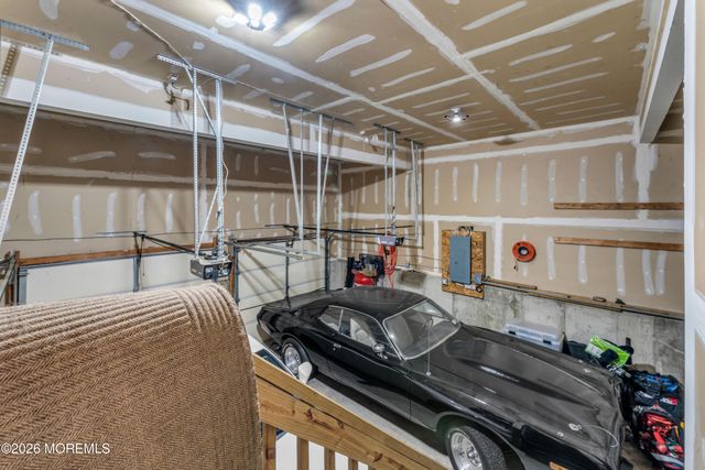 144 Lakeview Court, Toms River, NJ 08753