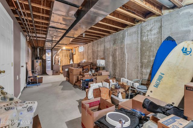 144 Lakeview Court, Toms River, NJ 08753