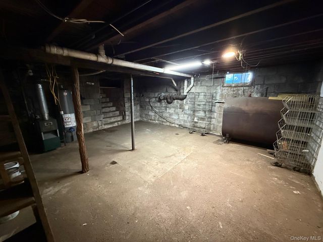 182 Maple Hill Road, Huntington, NY 11743