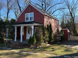 182 Maple Hill Road, Huntington, NY 11743
