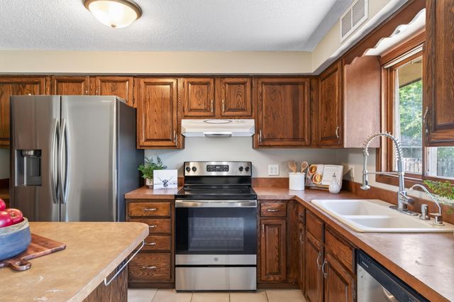 7148 Morgan Avenue N, Brooklyn Center, MN 55430