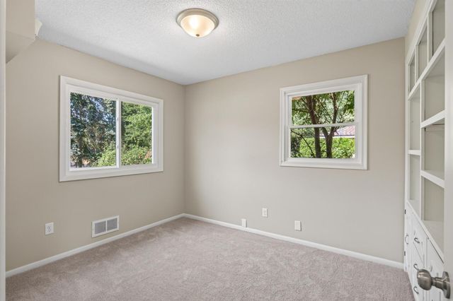 7148 Morgan Avenue N, Brooklyn Center, MN 55430