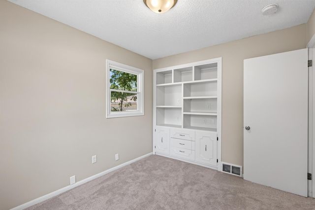 7148 Morgan Avenue N, Brooklyn Center, MN 55430