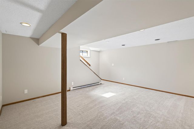 7148 Morgan Avenue N, Brooklyn Center, MN 55430