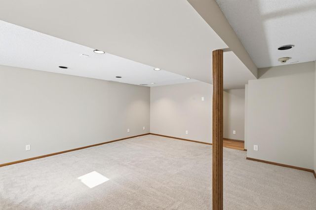 7148 Morgan Avenue N, Brooklyn Center, MN 55430