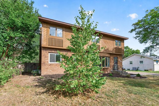 7148 Morgan Avenue N, Brooklyn Center, MN 55430