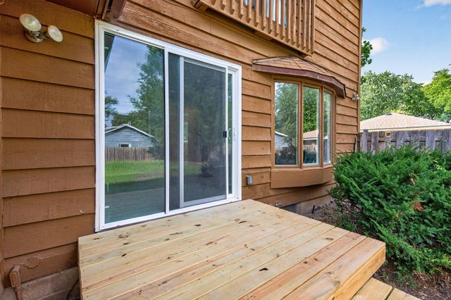 7148 Morgan Avenue N, Brooklyn Center, MN 55430