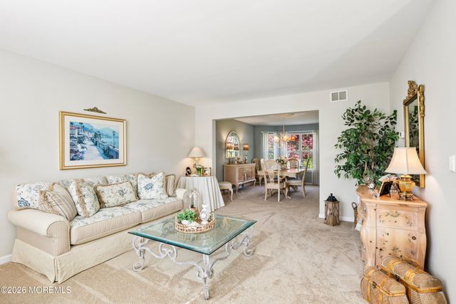 21 Orchid Lane, Barnegat, NJ 08005