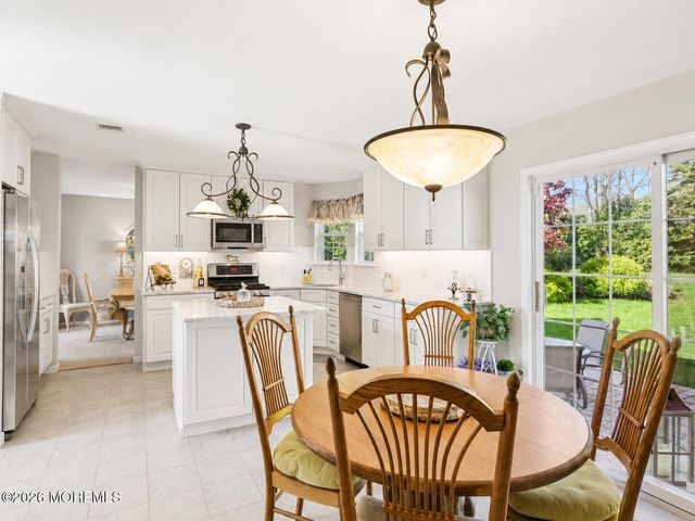 21 Orchid Lane, Barnegat, NJ 08005