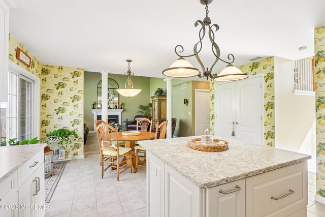 21 Orchid Lane, Barnegat, NJ 08005