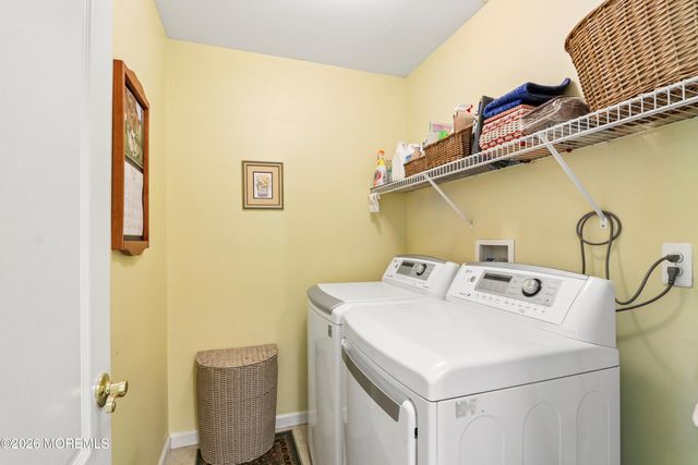 21 Orchid Lane, Barnegat, NJ 08005
