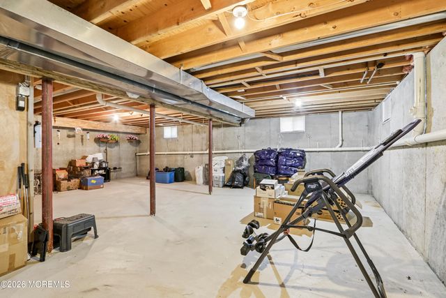 21 Orchid Lane, Barnegat, NJ 08005