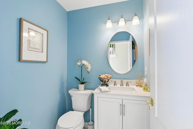 21 Orchid Lane, Barnegat, NJ 08005