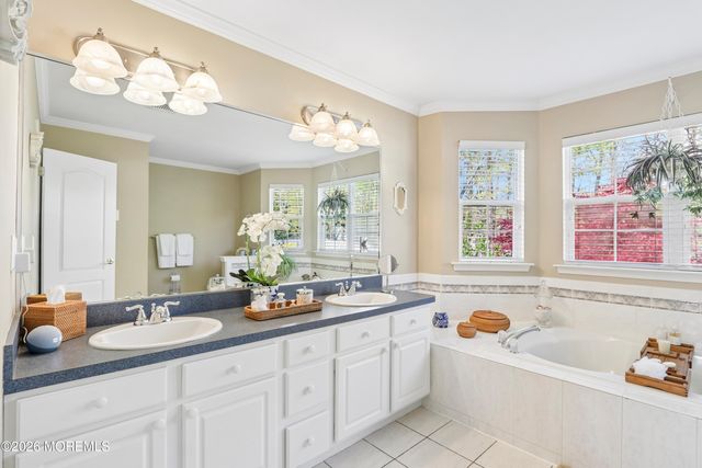 21 Orchid Lane, Barnegat, NJ 08005