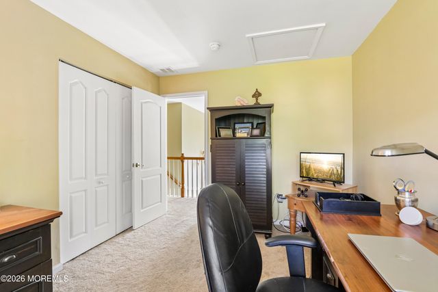 21 Orchid Lane, Barnegat, NJ 08005