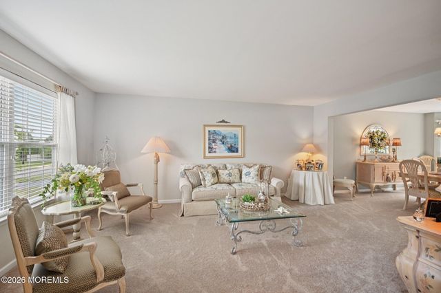 21 Orchid Lane, Barnegat, NJ 08005