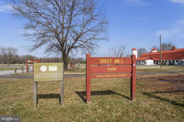 3104 LITTLE CREEK LN, Alexandria, VA 22309