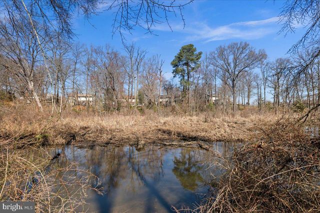 3104 LITTLE CREEK LN, Alexandria, VA 22309