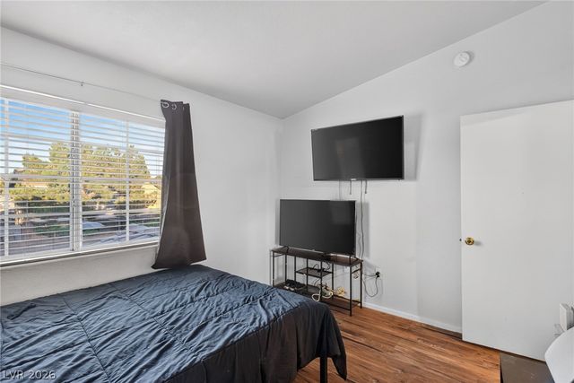 5330 East Charleston Boulevard 20, Las Vegas, NV 89142