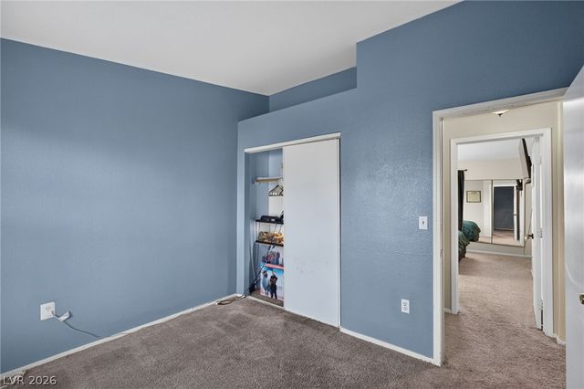 5330 East Charleston Boulevard 20, Las Vegas, NV 89142