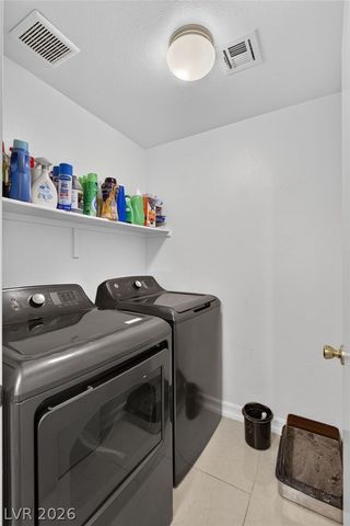 5330 East Charleston Boulevard 20, Las Vegas, NV 89142