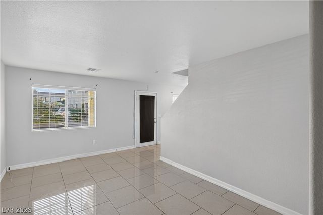 5330 East Charleston Boulevard 20, Las Vegas, NV 89142