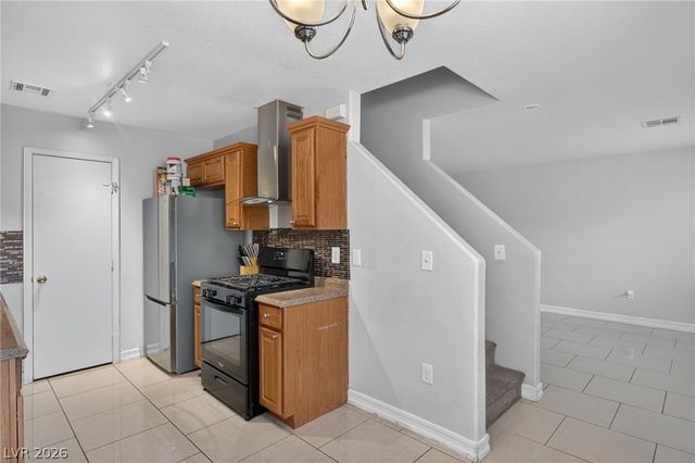 5330 East Charleston Boulevard 20, Las Vegas, NV 89142