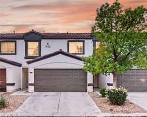 5330 East Charleston Boulevard 20, Las Vegas, NV 89142