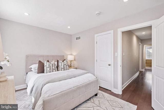 1343 CHRISTIAN ST, Philadelphia, PA 19147