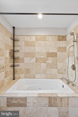 1343 CHRISTIAN ST, Philadelphia, PA 19147