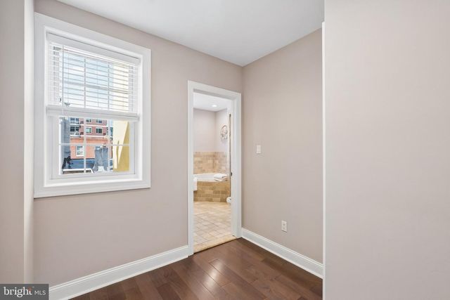 1343 CHRISTIAN ST, Philadelphia, PA 19147