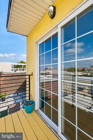 1343 CHRISTIAN ST, Philadelphia, PA 19147