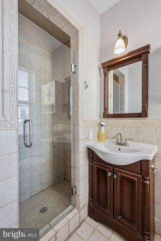 1343 CHRISTIAN ST, Philadelphia, PA 19147