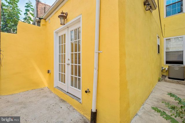 1343 CHRISTIAN ST, Philadelphia, PA 19147
