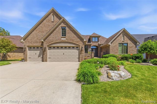 53146 Michael Drive, New Baltimore, MI 48047