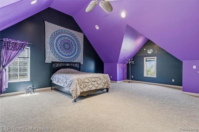 53146 Michael Drive, New Baltimore, MI 48047